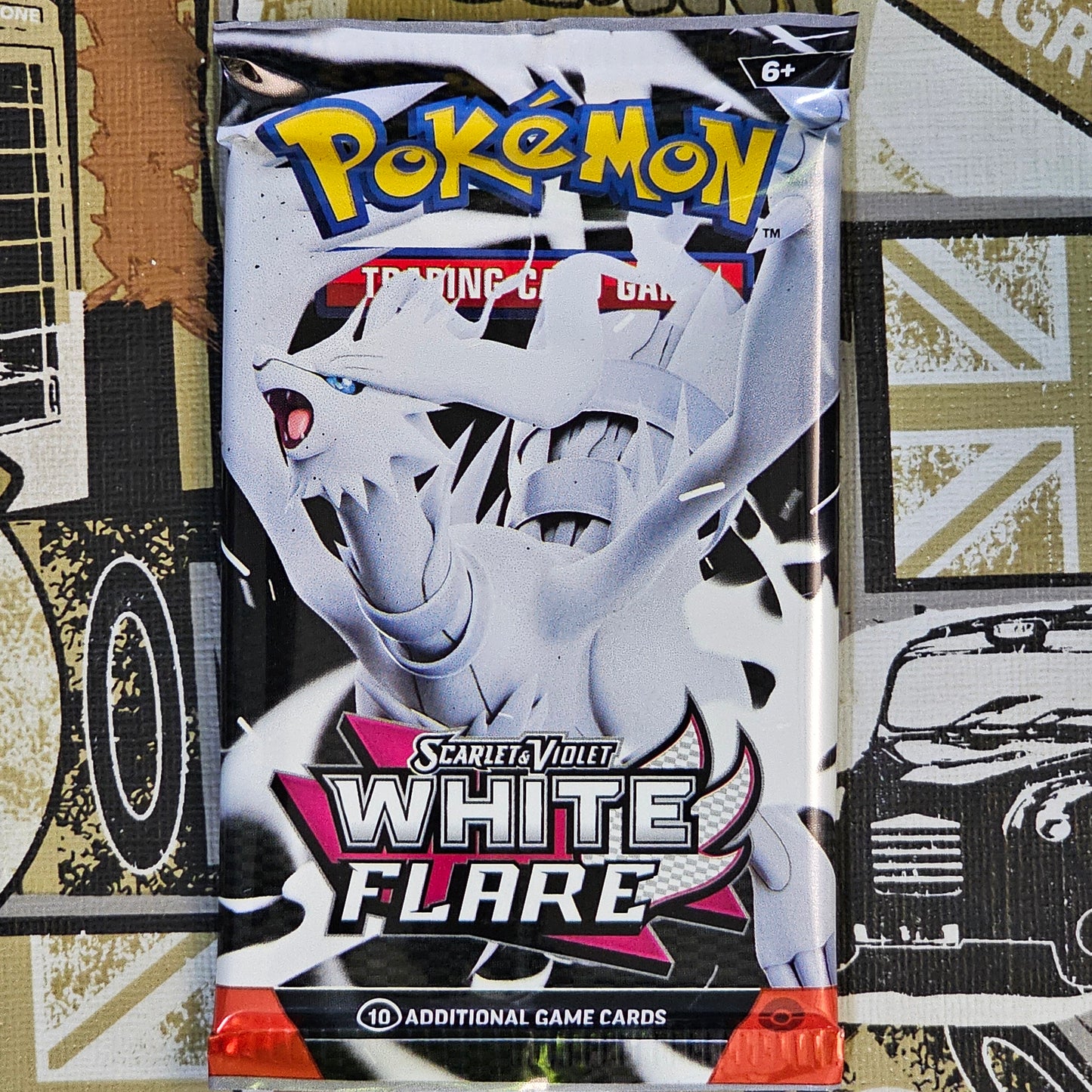 White Flare Sobre Suelto