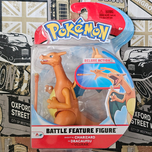 Charizard Battle Feature Figure (caja dañada)